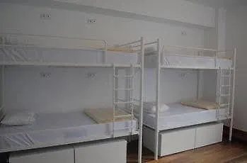 Hostal Gspot & Triangles Pizzeria Lisboa